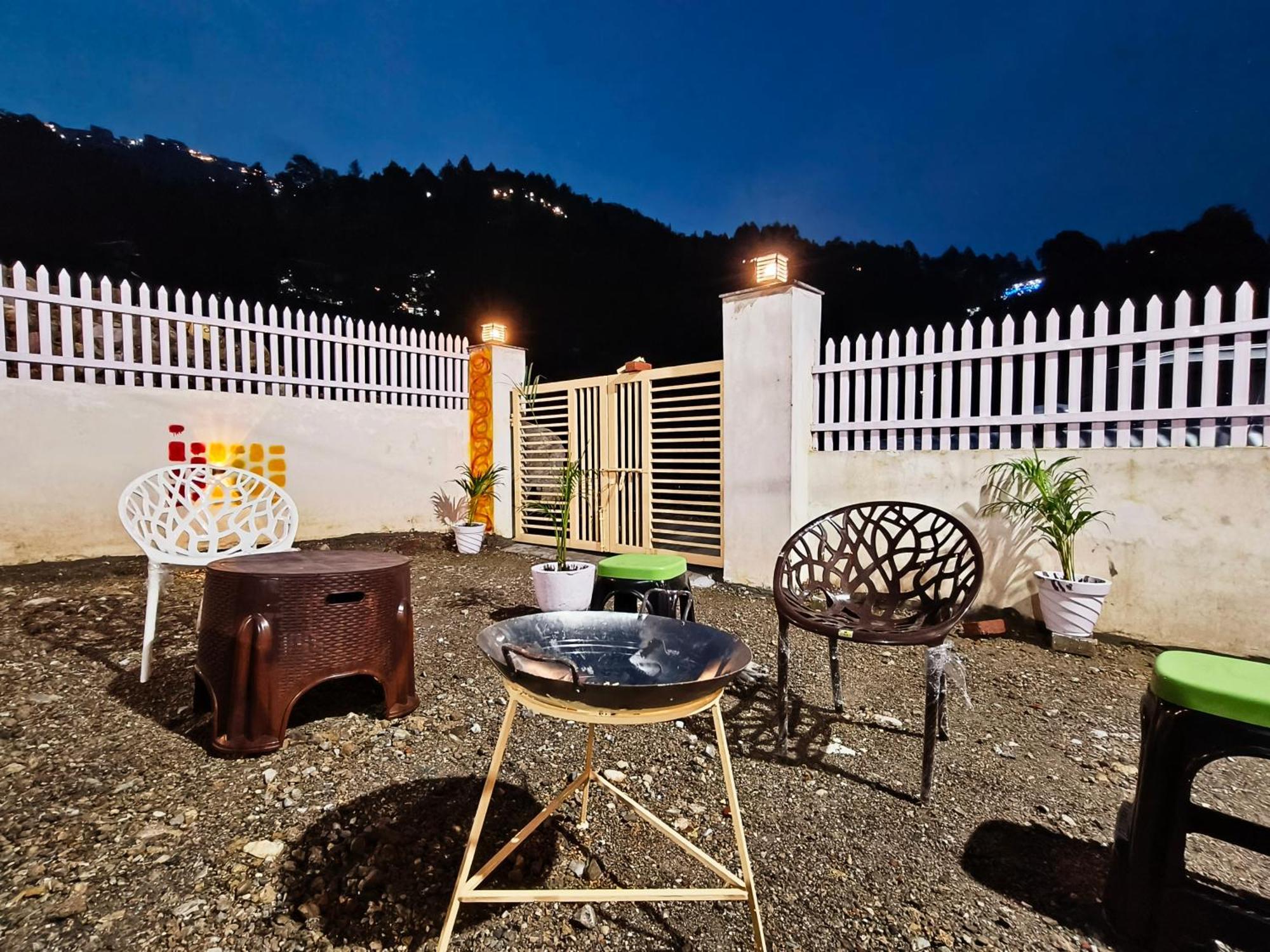 The Gullak House, Mussoorie, 2bhk Retreat-private Garden,terrace- Pet Friendly Villa