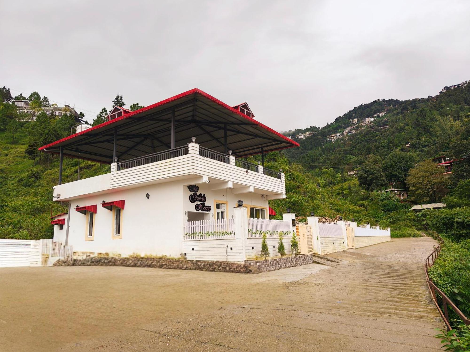 Villa The Gullak House, Mussoorie, 2bhk Retreat-private Garden,terrace- Pet Friendly