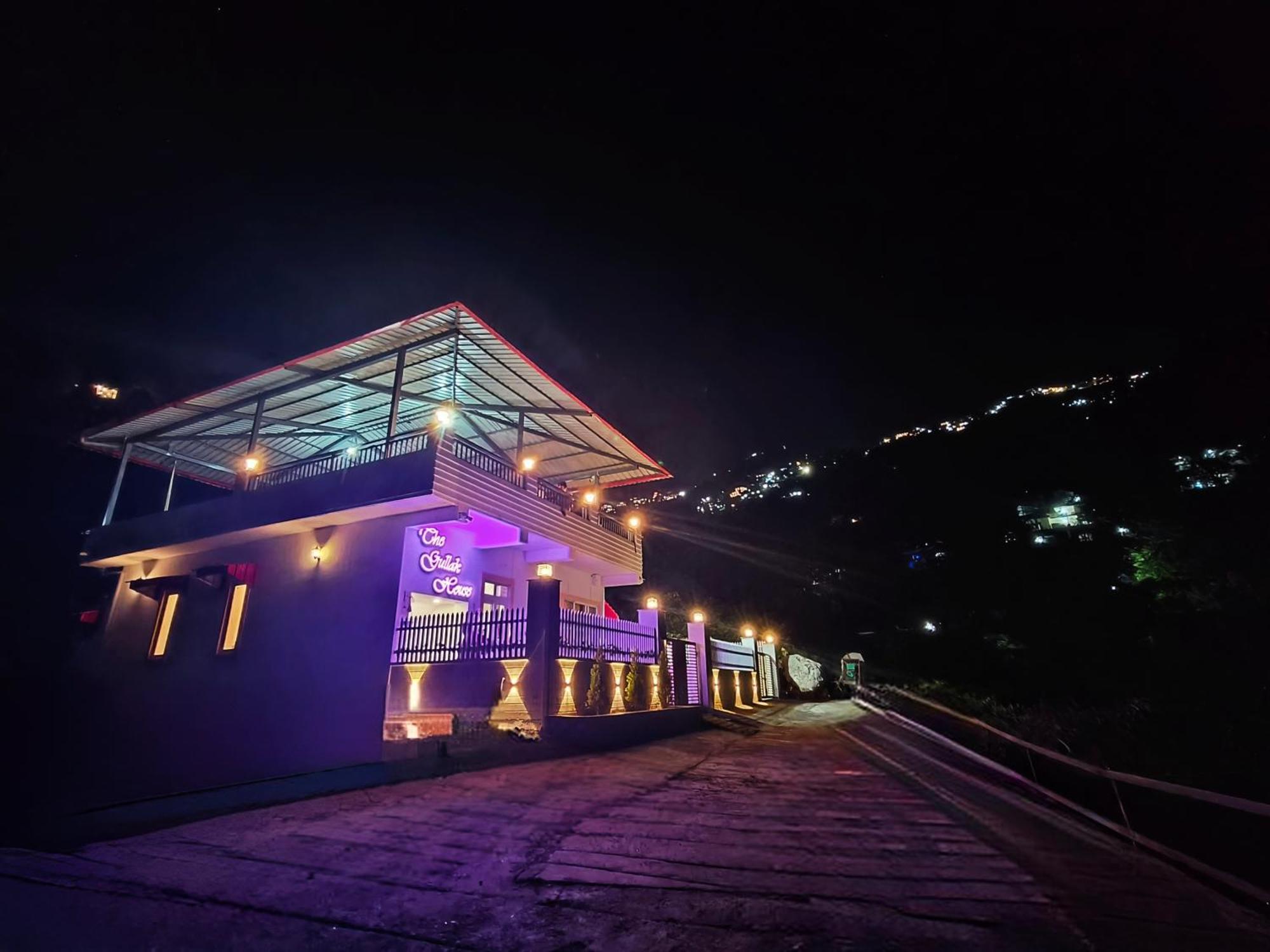 The Gullak House, Mussoorie, 2bhk Retreat-private Garden,terrace- Pet Friendly Villa *